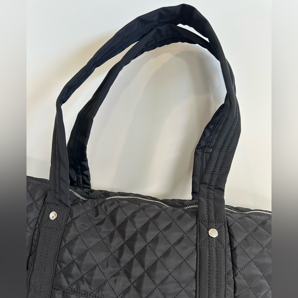 Steve Madden Black Quilted Tote with Logo Straps NWT - Picture 5 of 9